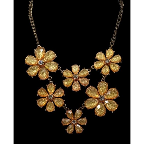 Fairycore Glam Yellow Glitter Flower Statement Necklace - Picture 2 of 6